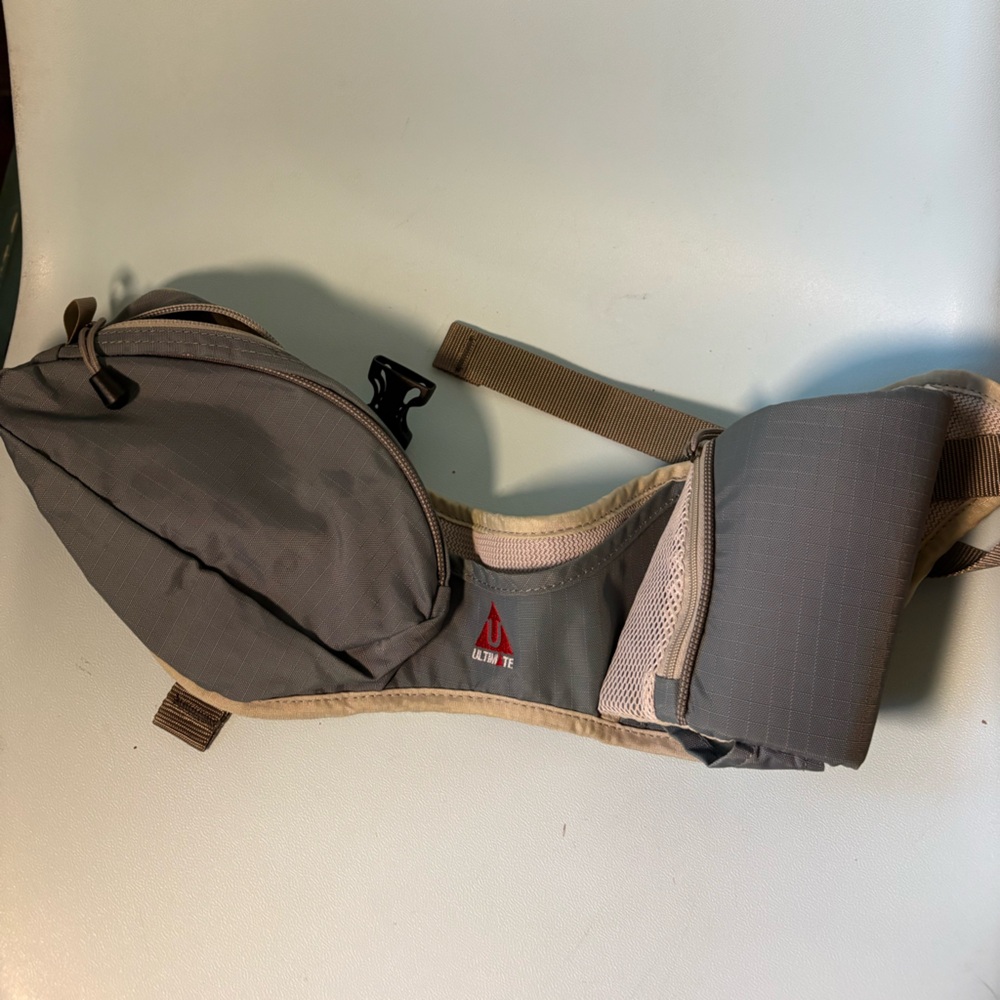 Running Belt with Quick-Release Buckle | holds water bottle